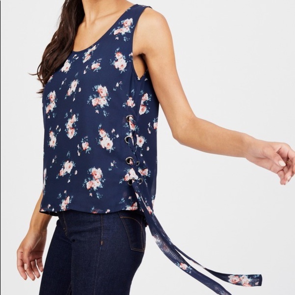 Noir Floral Lace up side tie Sleeveless top